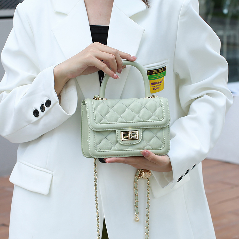 Mala četvrtasta torba, luksuzna, svestrana, mala mirisna torba s lancem, romboidna praktična torba, nišni dizajn, torba preko tijela preko jednog ramena