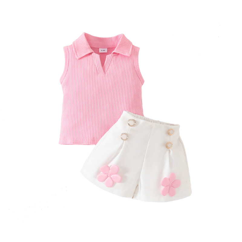 Set de vară din două piese Amazon Sweet pentru fetițe, fără mâneci, cu rever, cu deschidere la piept, pantaloni scurți cu aplicații și nasturi