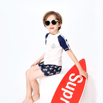 Laste ujumistrikoo Poiste lõhestatud pikkade varrukatega rannapäikesekaitsega kiiresti kuivav ujumistrikoo Poiste ujumispükste komplekt Ujumistrikood