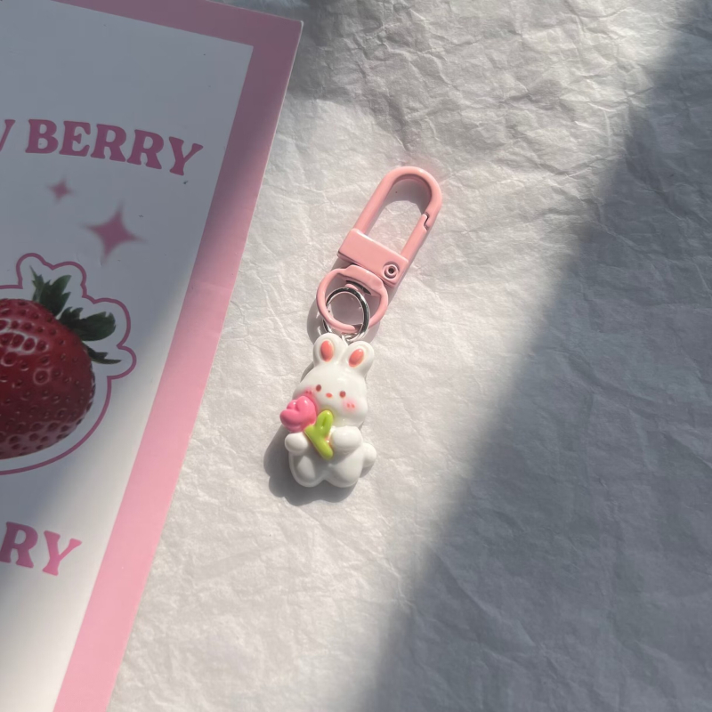 Gudras ziedu sērijas redīsu truša atslēgu piekariņš ar saldas meitenes sirds formas skolas somas kulonu draudzenes dāvanai rozā piekaramās rotaslietas