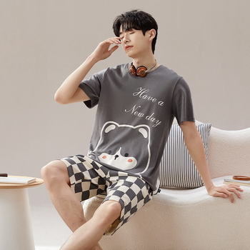 Πιτζάμες για άνδρες καλοκαιρινές απομιμήσεις βαμβακιού διπλό κοντό πουλόβερ φοιτητών αγόρια απλό και κομψό χαριτωμένο μοντέρνο κινούμενο σχέδιο ρούχα για το σπίτι μπορούν να φορεθούν έξω