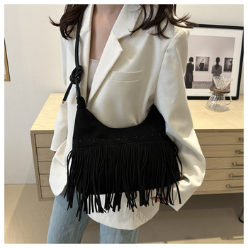 Prekogranična europska i američka modna retro torba s resicama za žene, sezona 2024., novi boemski stil, ležerna, za sve kombinacije ramena