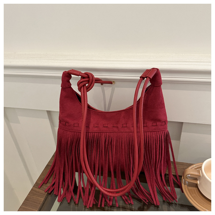 Prekogranična europska i američka modna retro torba s resicama za žene, sezona 2024., novi boemski stil, ležerna, za sve kombinacije ramena