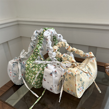 Elegantiška gėlėta paprasta pažastų rankinė su užsegimu, nauja pečių rankinė, miela pastoralinė rankinė, maža nailono rankinė