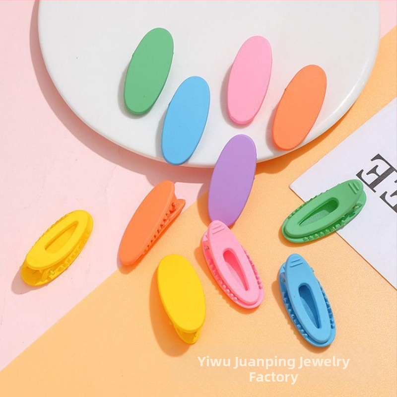 100 vnt. pakuotė ~ Mini segtukai, raudoni, purtomi, vaikiški kirpčiukai, nulūžę plaukai, maži segtukai, dovanų kioskas, kuriame parduodami segtukai