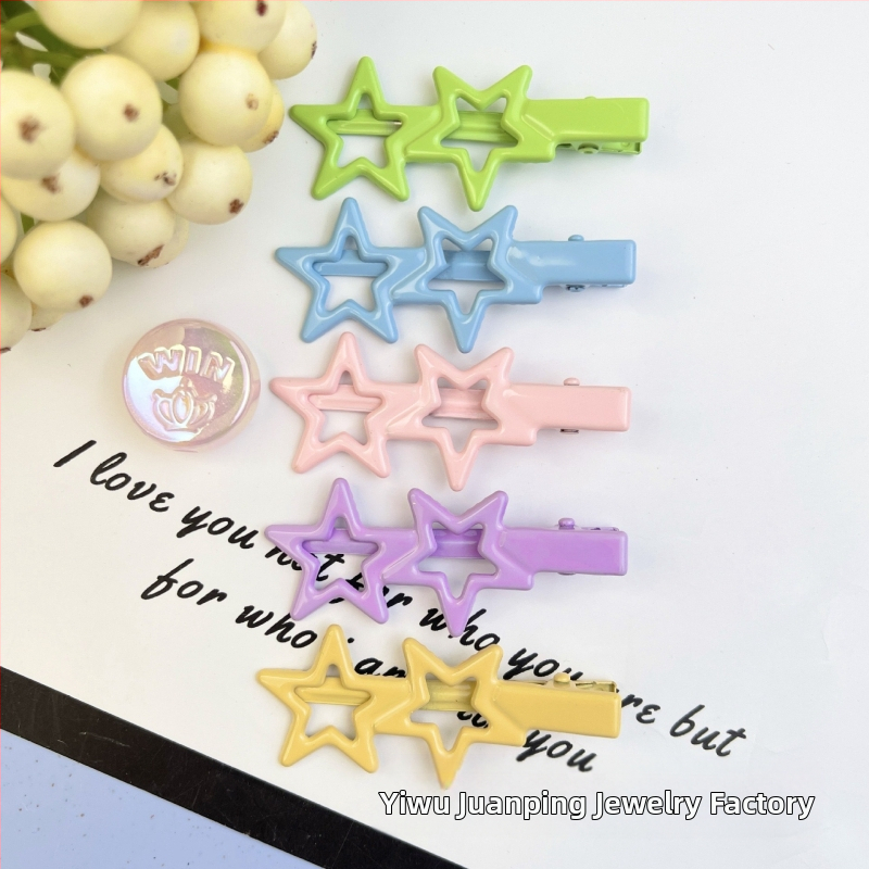 100 vnt. pakuotė ~ Mini segtukai, raudoni, purtomi, vaikiški kirpčiukai, nulūžę plaukai, maži segtukai, dovanų kioskas, kuriame parduodami segtukai