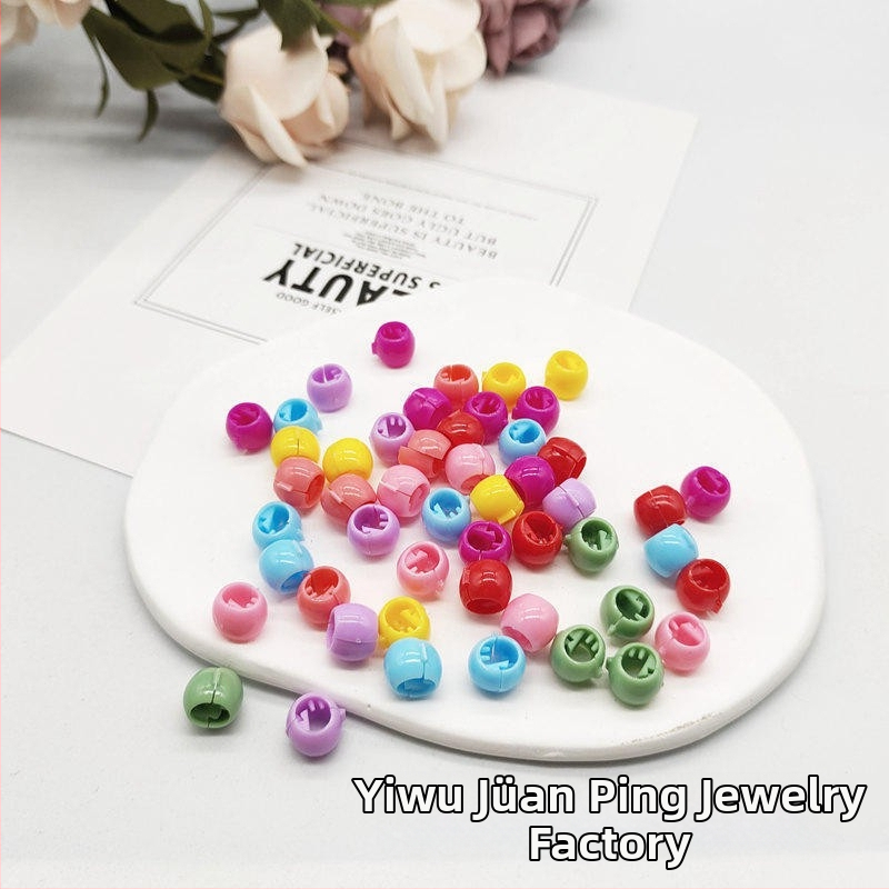 100 vnt. pakuotė ~ Mini segtukai, raudoni, purtomi, vaikiški kirpčiukai, nulūžę plaukai, maži segtukai, dovanų kioskas, kuriame parduodami segtukai