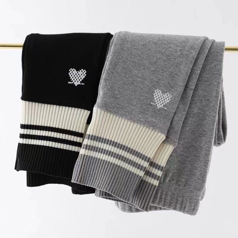 Djevojačke tajice Proljeće i jesen 2025. Novi stil Vanjska odjeća za djecu srednje i velike veličine Unutarnje hlače s flis podstavom od zadebljanog konca za djevojčice