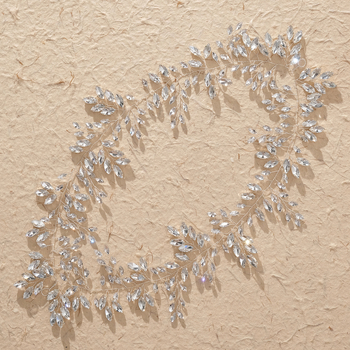 Piiriülesed uued pruudi peakatted, luksuslikud rasked käsitööna valminud kristallist juuksepaelad, pulmakleit, juuksepidu kleidi aksessuaarid