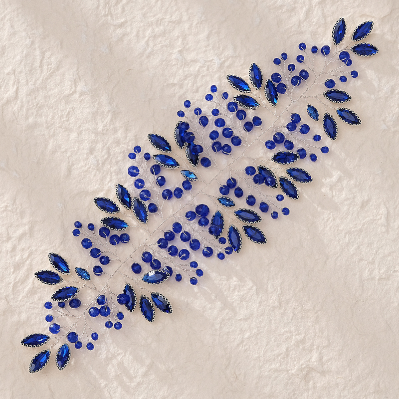 Piiriülesed uued pruudi peakatted, luksuslikud rasked käsitööna valminud kristallist juuksepaelad, pulmakleit, juuksepidu kleidi aksessuaarid