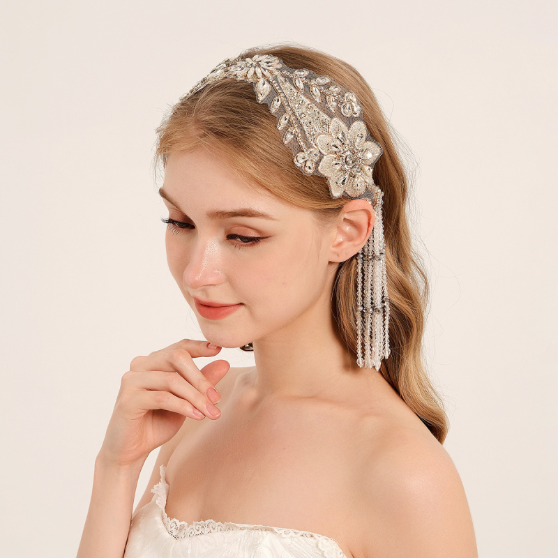 Piiriülesed uued pruudi peakatted, luksuslikud rasked käsitööna valminud kristallist juuksepaelad, pulmakleit, juuksepidu kleidi aksessuaarid