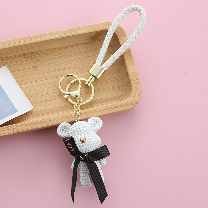 Sveķu moderna zīmola vilnas lāča atslēgu piekariņš, trīsdimensiju lelles mugursomas kulons, sieviešu universāls lāča automašīnas atslēgu piekariņš, piekarināms rotājums