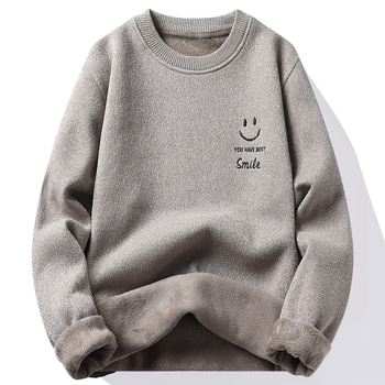 Διανομή και Παράδοση Νέων Πλεκτών Πουλόβερ, Φθινοπωρινών και Χειμερινών Βελούδινων Φούτερ με Στρογγυλή Λαιμόκοψη και Κέντημα για Άνδρες