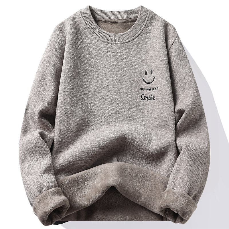 Διανομή και Παράδοση Νέων Πλεκτών Πουλόβερ, Φθινοπωρινών και Χειμερινών Βελούδινων Φούτερ με Στρογγυλή Λαιμόκοψη και Κέντημα για Άνδρες