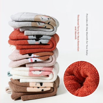 Talvised paksendatud stereo multifilmi beebirätikuga sokid imikutele ja väikelastele, väljastades soojad sokid, suure kontsaga froteesokid