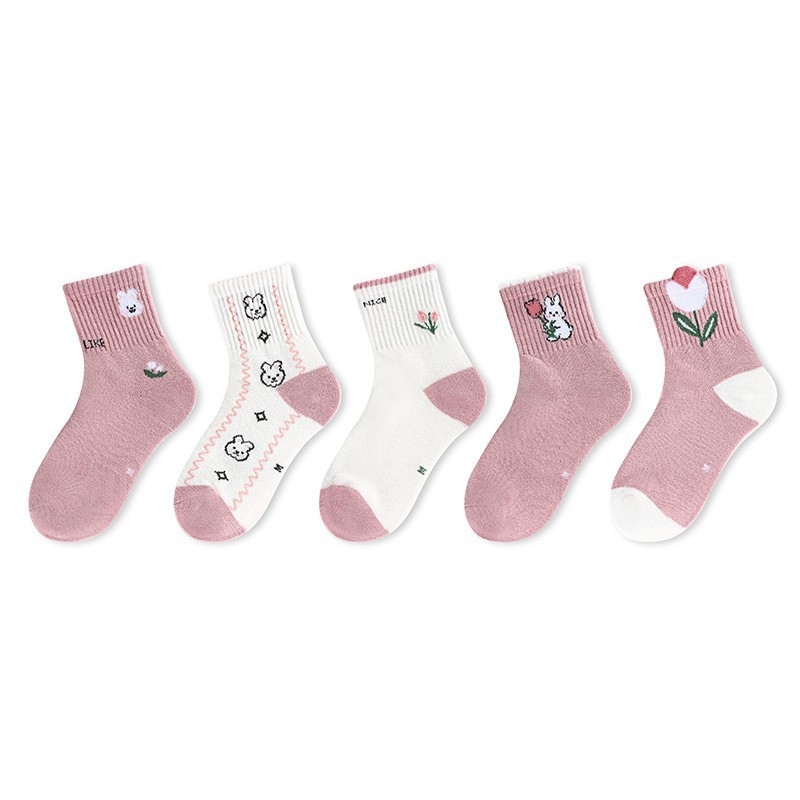 Sügisesed ja talvised uued laste sokid torus, laste sokid kammitud puuvillast, multifilmitrükiga, meeste ja naiste, suurte laste A-klassi beebisokid hulgimüügist