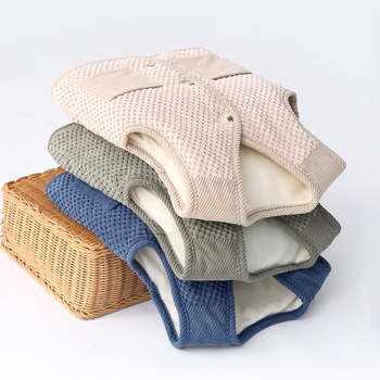 Lasteriiete vest väikestele ja keskmise suurusega lastele aurutatud sametist vest 2024. aasta sügis- ja talve uus plüüsvest Korea stiilis vest