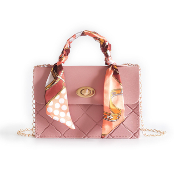 Vanjska trgovina Mala torba za žene 2025 Nova modna čista boja Reljefna torba Mala četvrtasta torba Lančana torba Crossbody Ručno izrađena torba Veleprodaja