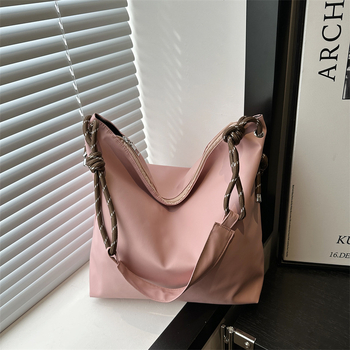 Υψηλής ποιότητας, μαλακή δερμάτινη τσάντα ώμου μεγάλης χωρητικότητας, χειμερινή συλλογή 2024, η δημοφιλής τσάντα tote για μετακινήσεις φέτος.