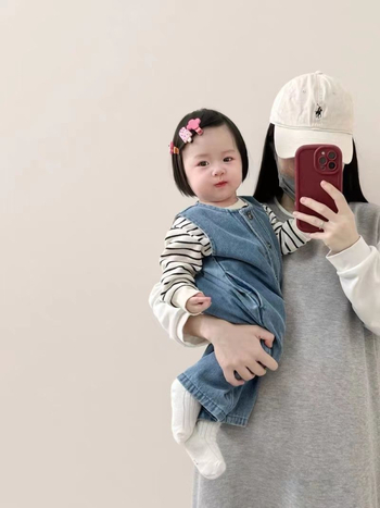 Γυναικεία Ρούχα Treasure με Ριγέ Μπλούζα για Βρέφη 0-3 Ετών Άνοιξη 2024, Τζιν Γιλέκο, Μακρύ Ρούχο Αναρρίχησης, Δύο Τεμαχίων Ολόσωμο