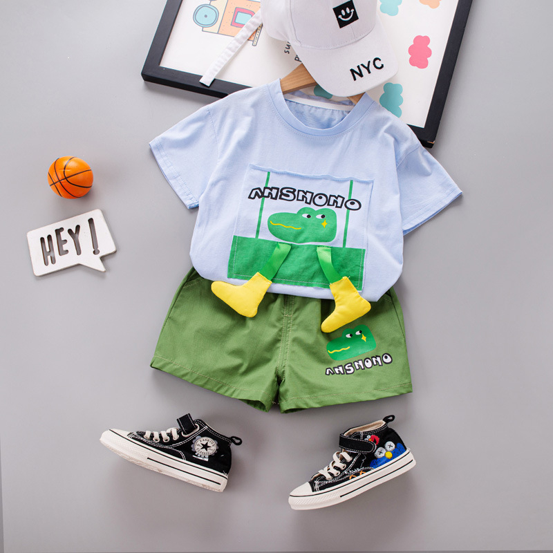 Dječja ljetna odjeća za dječake 2024. Novi zapadnjački stil za bebe, online crvena, kratki rukavi, prijenos uživo, dječja srednja dječja odjeća, modna