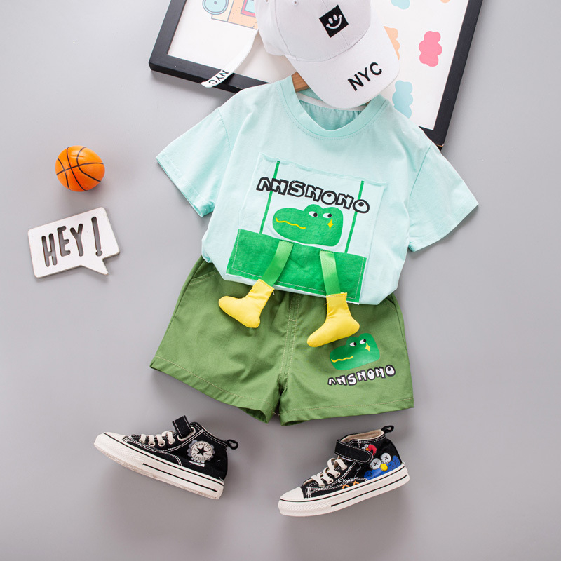 Dječja ljetna odjeća za dječake 2024. Novi zapadnjački stil za bebe, online crvena, kratki rukavi, prijenos uživo, dječja srednja dječja odjeća, modna