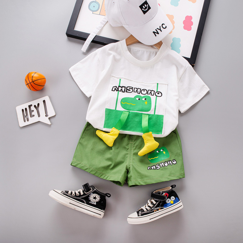 Dječja ljetna odjeća za dječake 2024. Novi zapadnjački stil za bebe, online crvena, kratki rukavi, prijenos uživo, dječja srednja dječja odjeća, modna