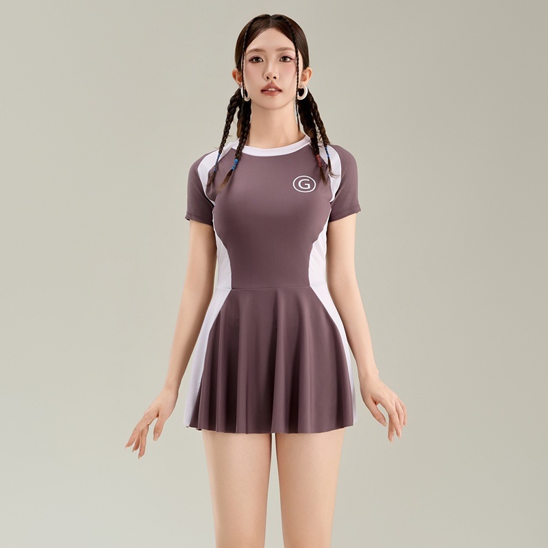 Naiste moodne konservatiivne bokseerseelikuga ujumistrikoo, üliõpilastele mõeldud õhukese lõikega salendav kuumaveeallikaga ujumistrikoo