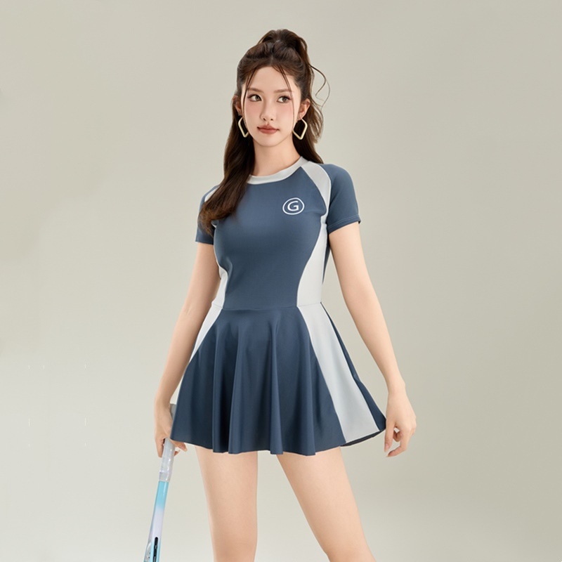 Naiste moodne konservatiivne bokseerseelikuga ujumistrikoo, üliõpilastele mõeldud õhukese lõikega salendav kuumaveeallikaga ujumistrikoo