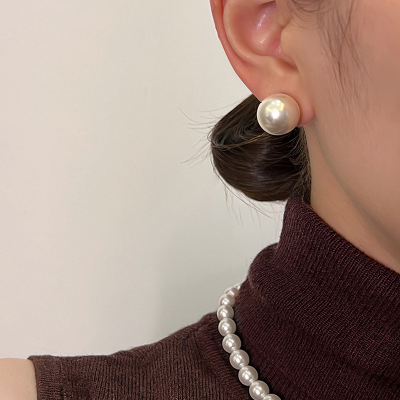 Apvalūs, stiprios šviesos karštinės formos moteriški auskarai su klasikiniais retro stiliaus „Shi Jia Pearl“ uodus atbaidančiais smilkalų lėkštelės formos auskarais be ausų skylučių