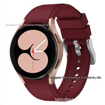 Oficiali „Samsung Galaxy Watch 4 Classic“ silikoninė universali apyrankė.