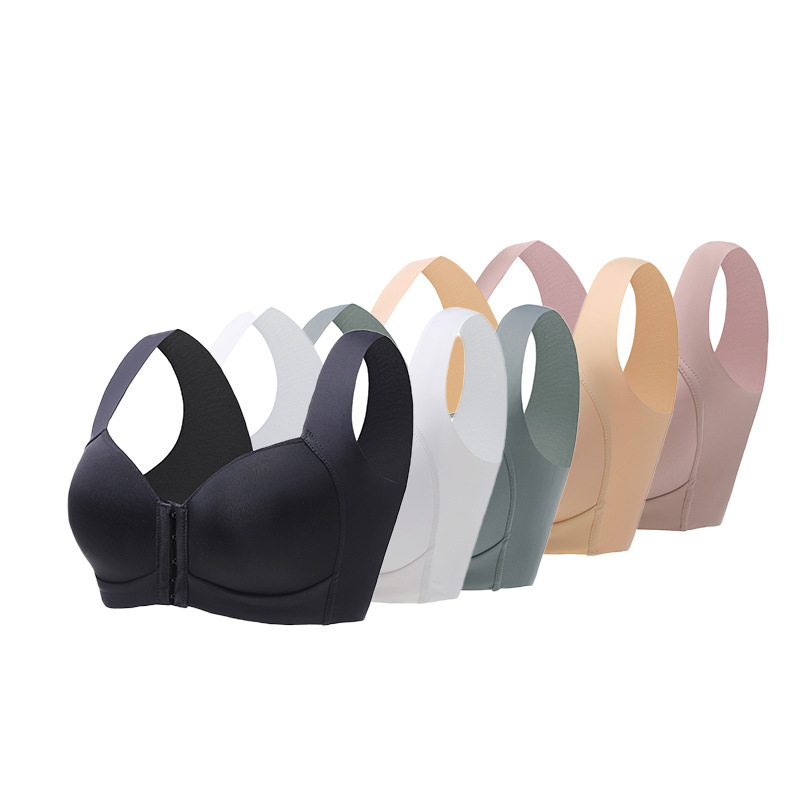 Nauja, priekyje sagtimi puošta, plona ir patogi, plius dydžio liemenėlė su lankeliais ir push-up stiliaus apranga, urmu