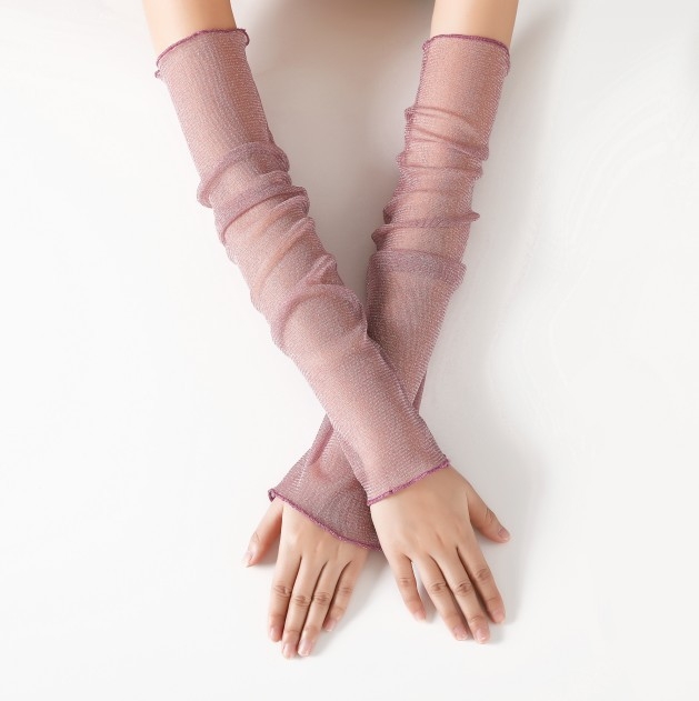 Kevad- ja suvedaamide päikesekaitseümbrised kuldsete ja hõbedaste siidist varrukatega, läbipaistva võrgust jalanõudega, naiste päikesekaitseümbrised hulgimüügist