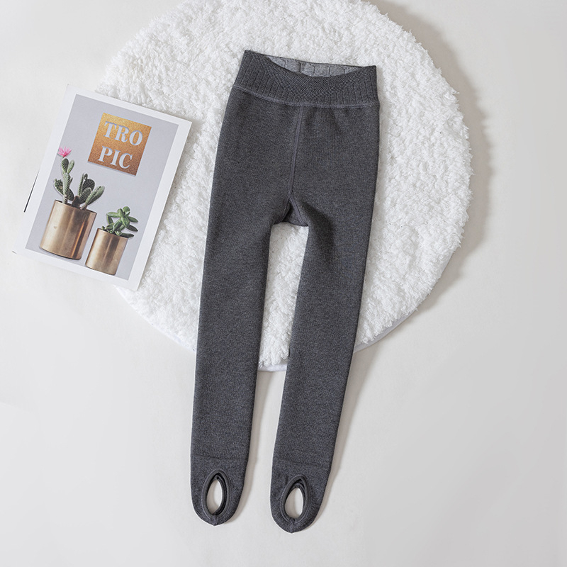 Tüdrukute retuusid, talvised fliisvoodriga paksendatud ühes tükis sametist jalasoojendajad, pealisriided, tantsusokid, laste retuusid