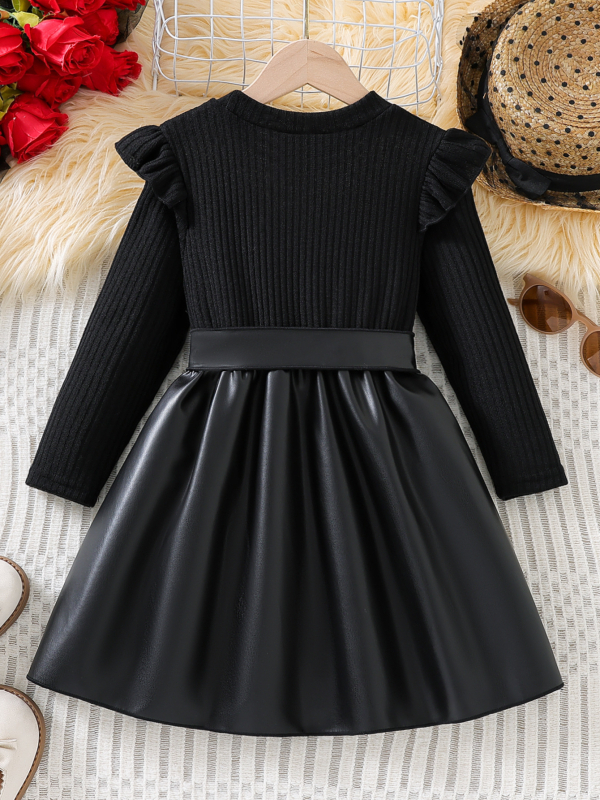 Prekogranični europski i američki stil djevojaka u jednobojnoj boji, okrugli izrez, nabrani dugi rukavi, struk, šivanje ruba s remenom, modni strani stil