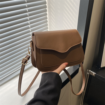Geantă de umăr mică cu șa de înaltă calitate pentru femei, geantă crossbody cu toate potrivirile, 2024, nouă la modă, pentru comerț exterior transfrontalier