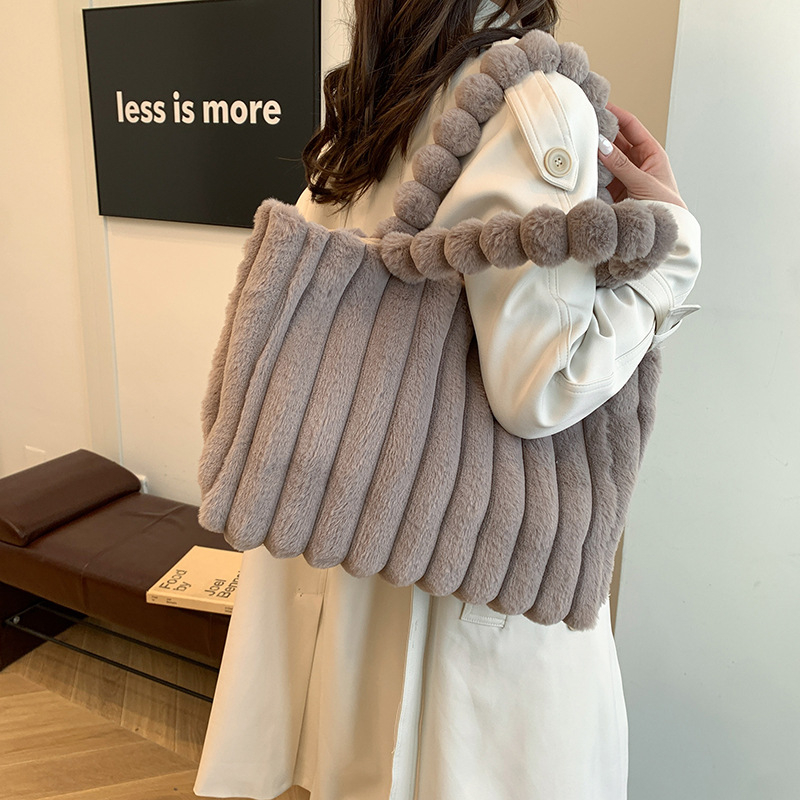 2024-es nagy kapacitású táska, téli, új koreai stílusú, egyszínű, divatos kézitáska, diák, egyszerű ingázós Mao Mao táska