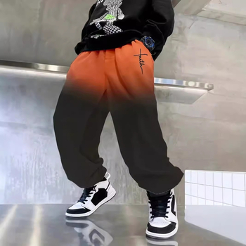 2024 Novi dječački dizajn u korejskom stilu, opušten i zgodan, udobne tanke sportske jesenske duge hlače za sve vrste sportova