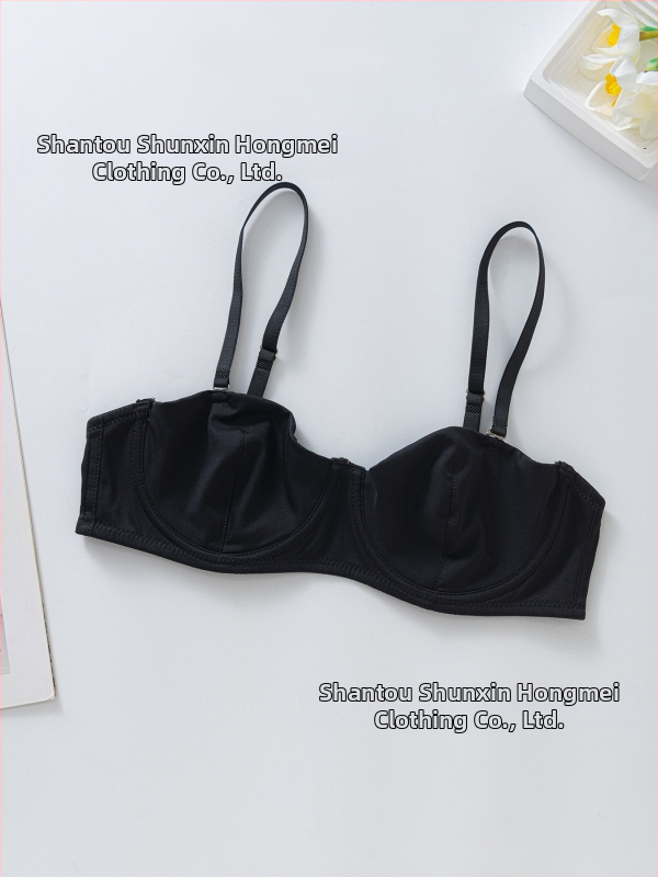 Seksualūs, surinkti apatiniai iš užsienio, temuShein su plieniniais žiedais, moteriškos liemenėlės gamintojai, parduodami didmeninėje prekyboje.