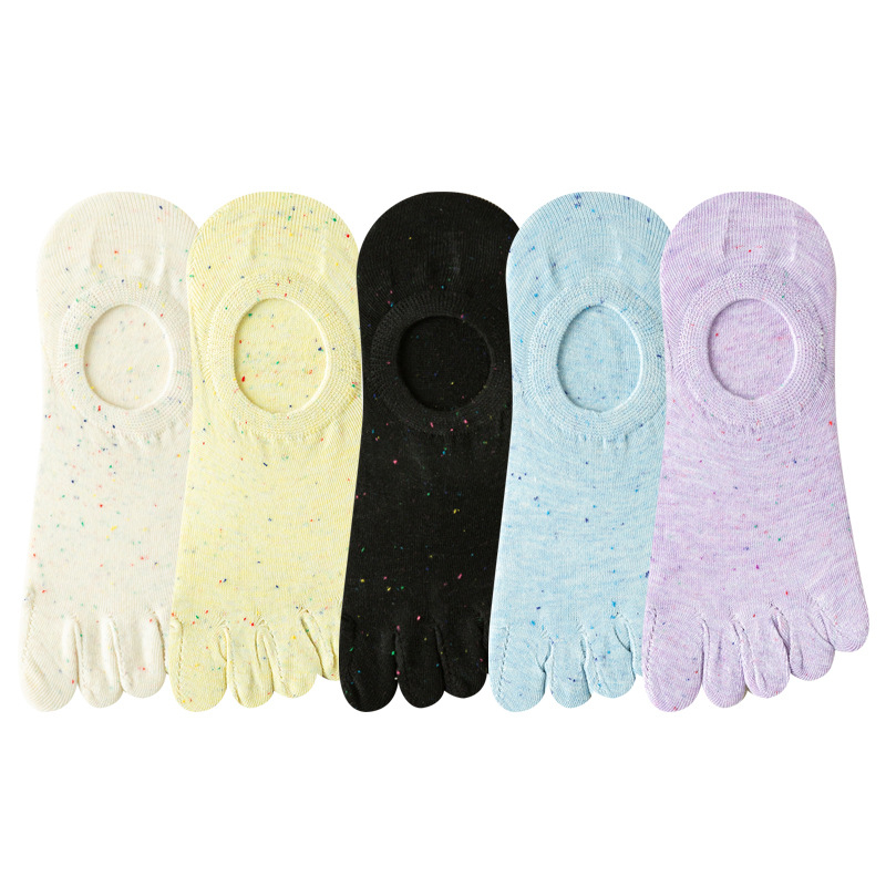 Taškuotos siūlų penkių pirštų kojinės Moteriškos vasarinės plonos kojinės Moteriškos valties formos kojinės Seklios burnos nematomos kojinės Japoniško stiliaus mielos medvilninės kojinės su pirštais