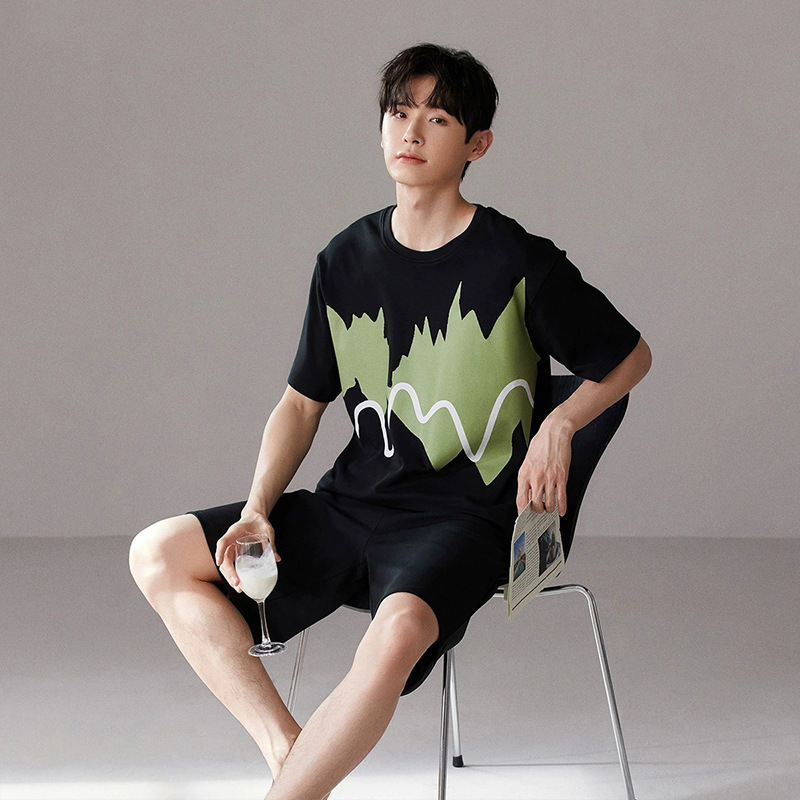 Vasarinės vyriškos pižamos, vyriškos vasarinės medvilninės animacinių filmukų stiliaus pižamos, vidutinio ir didelio dydžio, vaikiškos, vasarinės, namų aprangos, trumpomis rankovėmis, jaunimo, korėjietiško stiliaus, plonos, trumpomis rankovėmis.