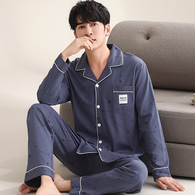 Didmeninė prekyba vyriškomis pavasario ir rudens medvilninėmis ilgomis rankovėmis, kurias galima dėvėti lauke, plius dydžio vyriškas plonas namų kostiumas rudeniui ir žiemai.