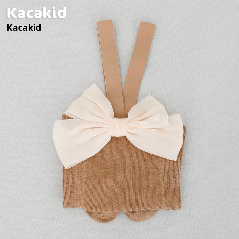 Prísny výber jarných a jesenných detských pančuchových nohavíc s vysokým pásom, chráničov brucha, popruhových nohavíc, jednofarebných legín