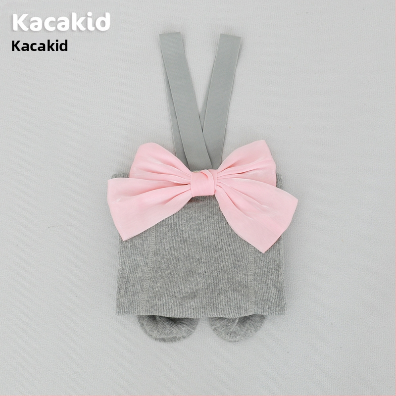 Prísny výber jarných a jesenných detských pančuchových nohavíc s vysokým pásom, chráničov brucha, popruhových nohavíc, jednofarebných legín