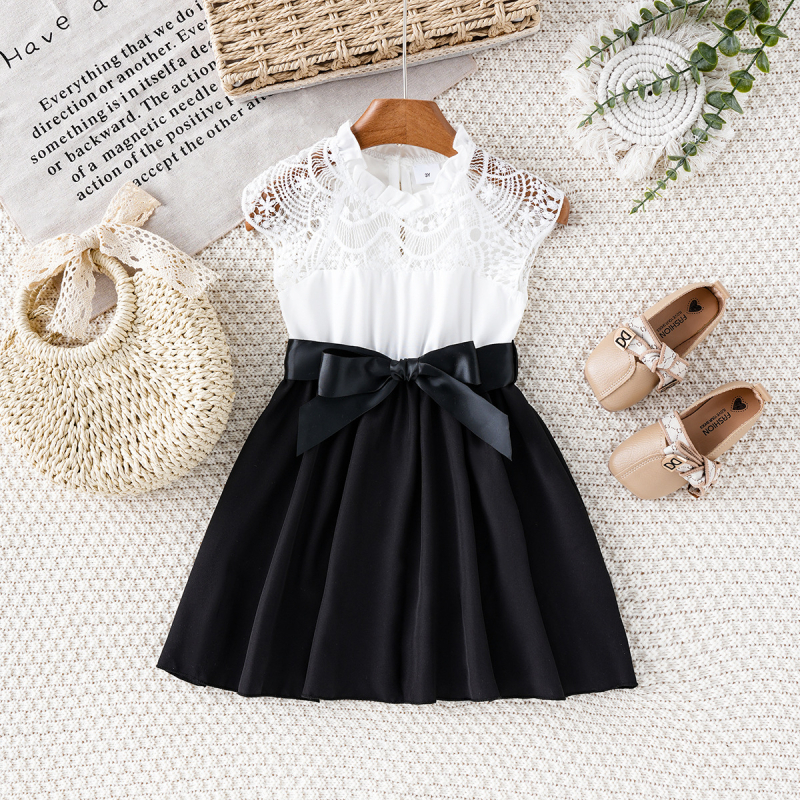 Rochie pentru copii cu imprimeu din dantelă și scobituri