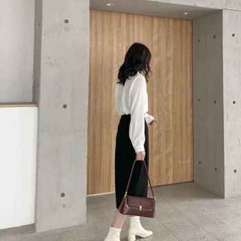 2025 m. naujo nišinio dizaino pažastų krepšys, naudotas krepšys, rankinė per petį, bagetės krepšys, madinga didmeninė prekyba krepšiais