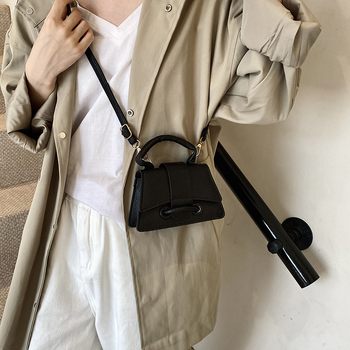 Nišinis populiarus pečių krepšys kasdieniam madingam mažam kvadratiniam krepšiui, 2025 m. pavasario mados tendencijos krepšys per petį