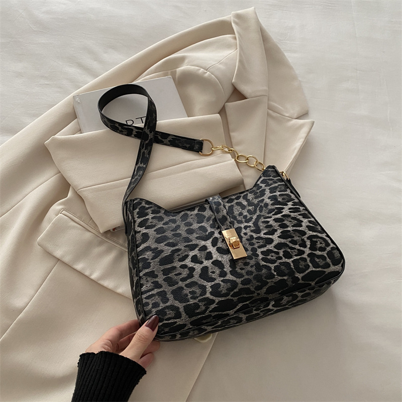 Šių metų populiarus leopardo rašto didelės talpos moteriškas 2024 m. rudens universalus krepšys-maišas-maišas-maišas-maišas-ant pečių grandinėlės