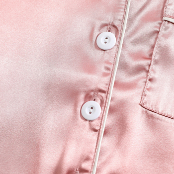 Užsienio prekyba, tarpvalstybinė, vaikiška, vasarinė, trumpomis rankovėmis, vienspalvis kostiumas, imitacinis šilkas, namų drabužiai vidutiniams ir dideliems berniukams bei mergaitėms.