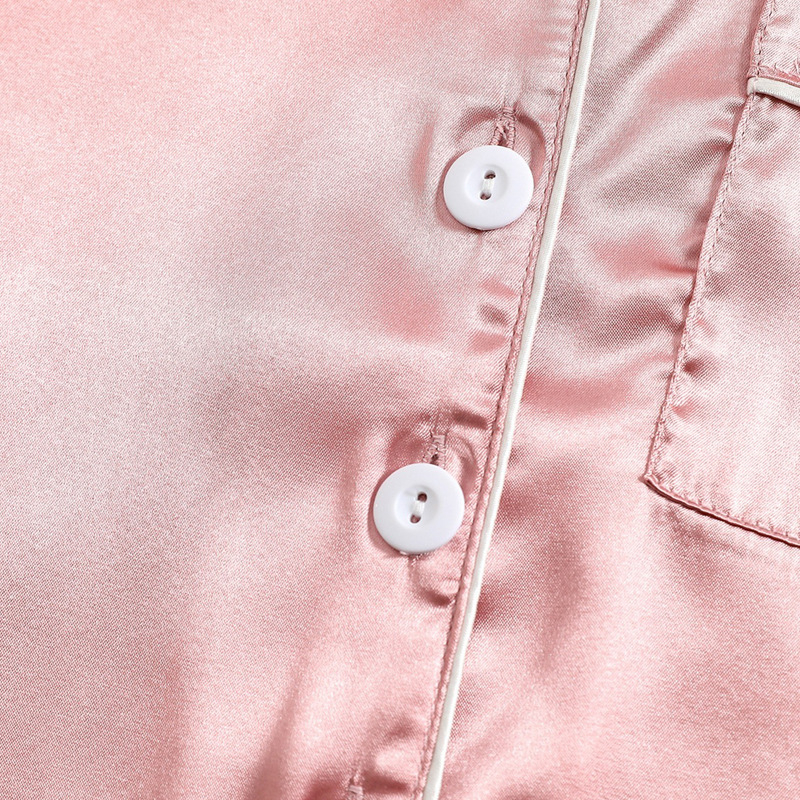 Užsienio prekyba, tarpvalstybinė, vaikiška, vasarinė, trumpomis rankovėmis, vienspalvis kostiumas, imitacinis šilkas, namų drabužiai vidutiniams ir dideliems berniukams bei mergaitėms.